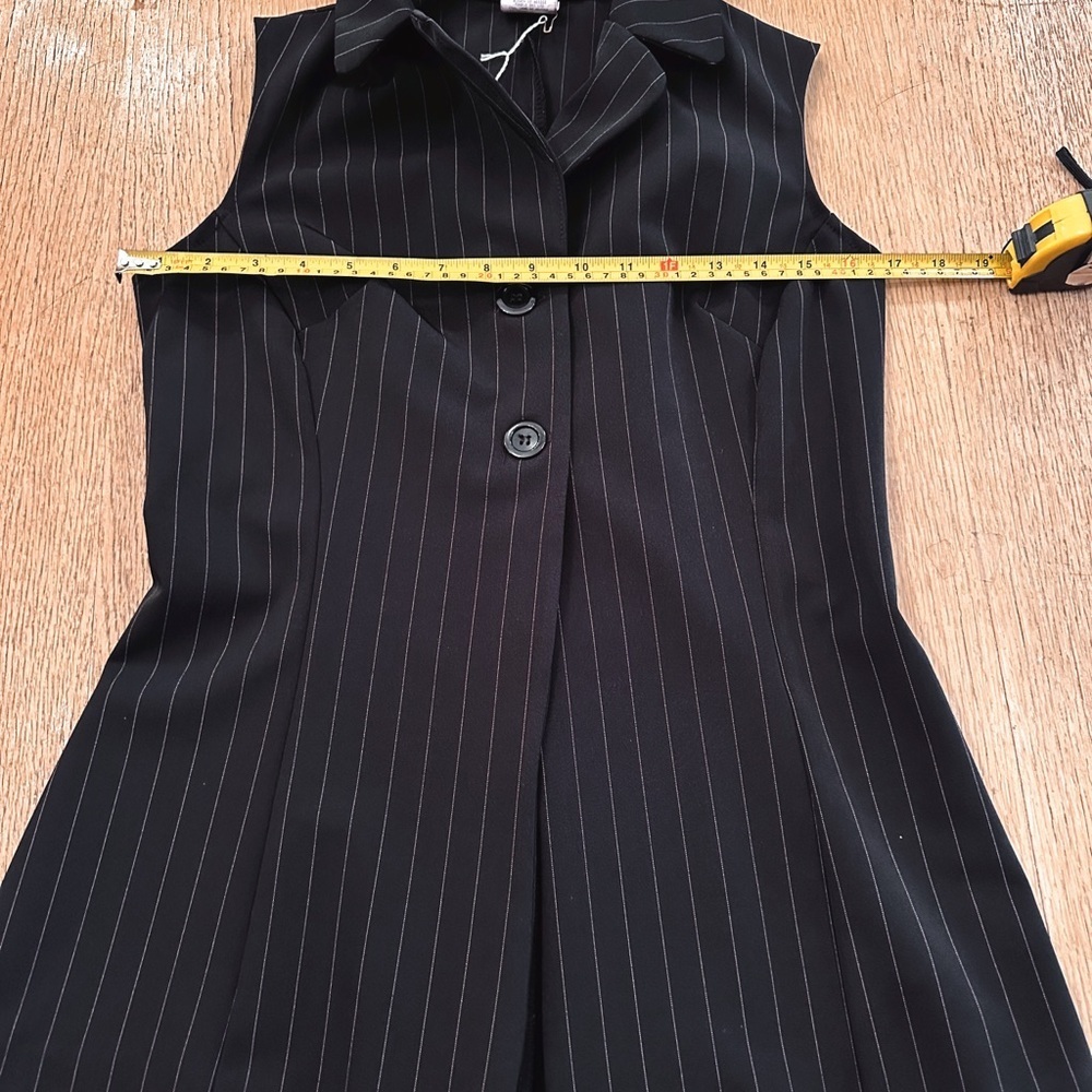 Y2K Studio Y Black Pinstripe 3 Piece Sleeveless Pantsuit - Picture 5 of 15